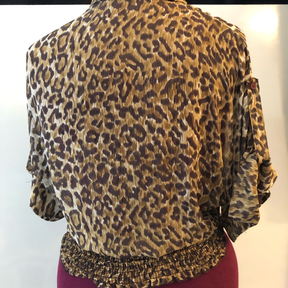 Forever 21 Woman's Animal Print Top - Picture 8 of 13